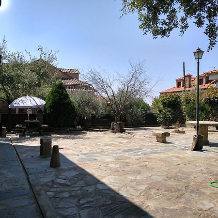 Casa Rural Pena Falcon Torrejón el Rubio Esterno foto