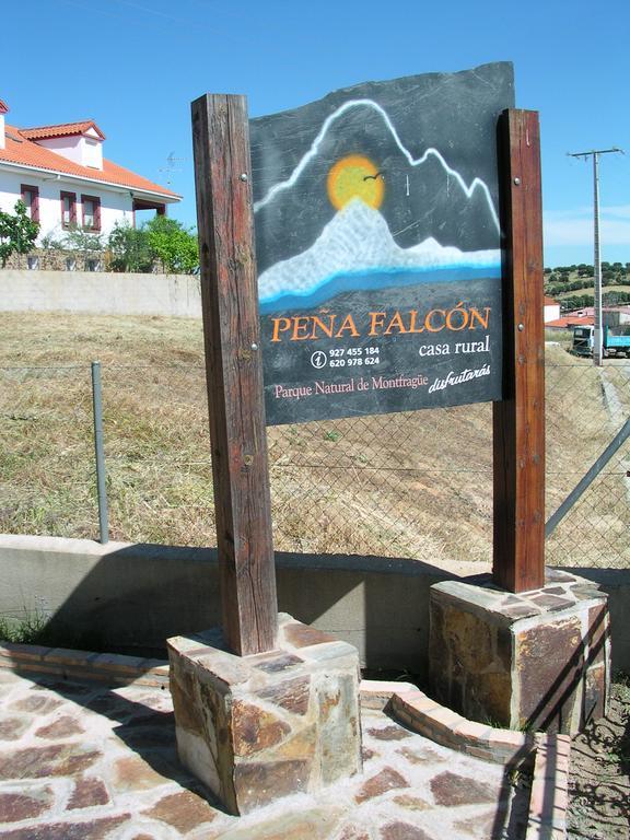 Casa Rural Pena Falcon Torrejón el Rubio Esterno foto