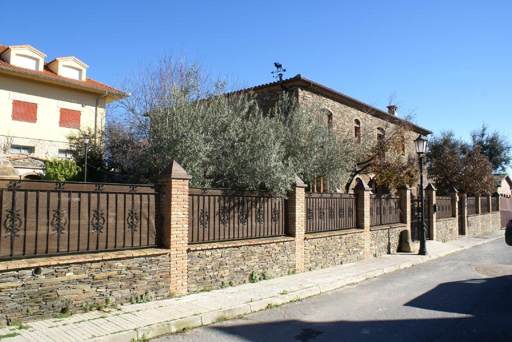 Casa Rural Pena Falcon Torrejón el Rubio Esterno foto