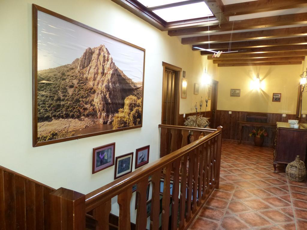 Casa Rural Pena Falcon Torrejón el Rubio Esterno foto