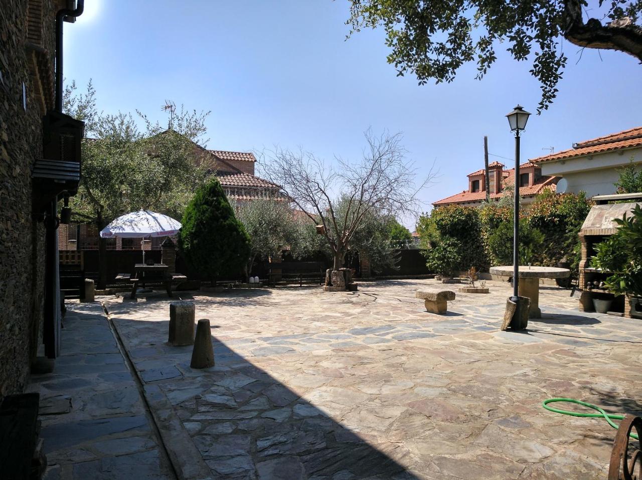 Casa Rural Pena Falcon Torrejón el Rubio Esterno foto